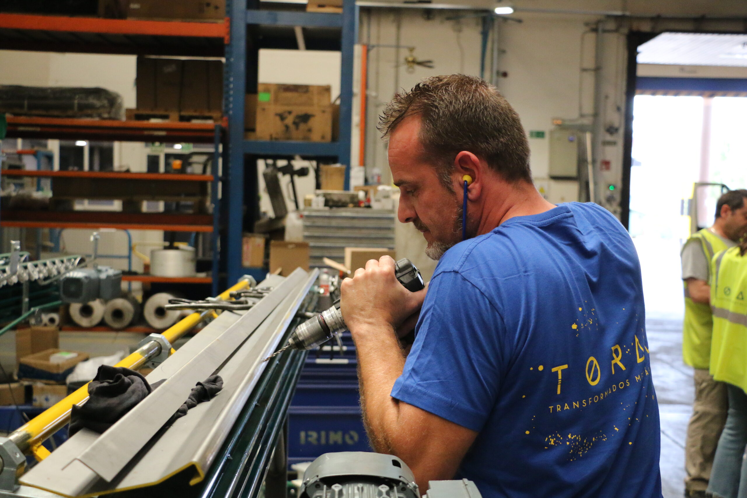 el punzonado en el sector metalúrgico